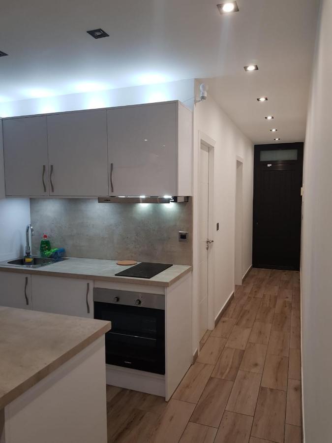 Family Comfortable Apartment Arona  Eksteriør bilde