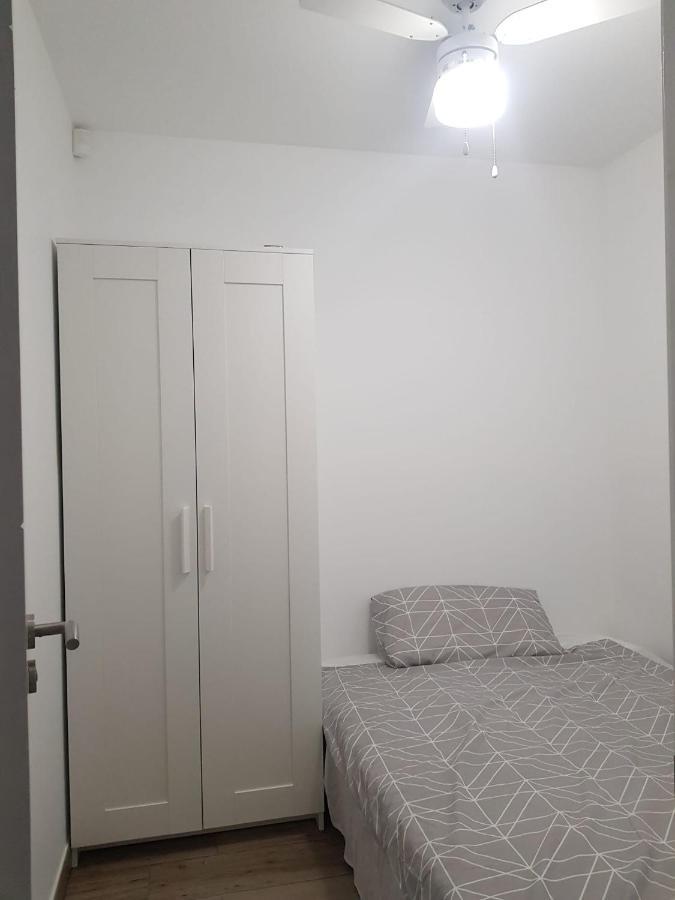 Family Comfortable Apartment Arona  Eksteriør bilde